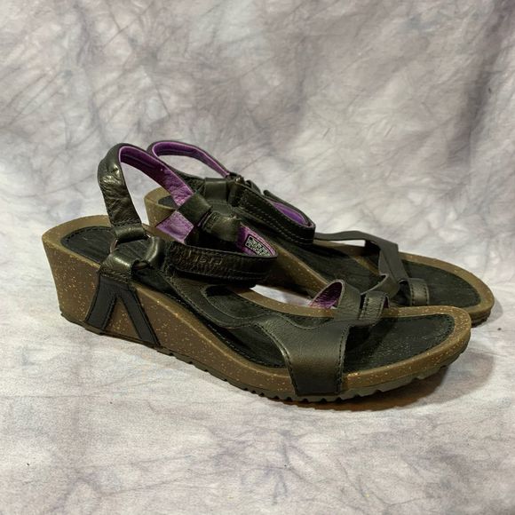 teva black wedge sandal
